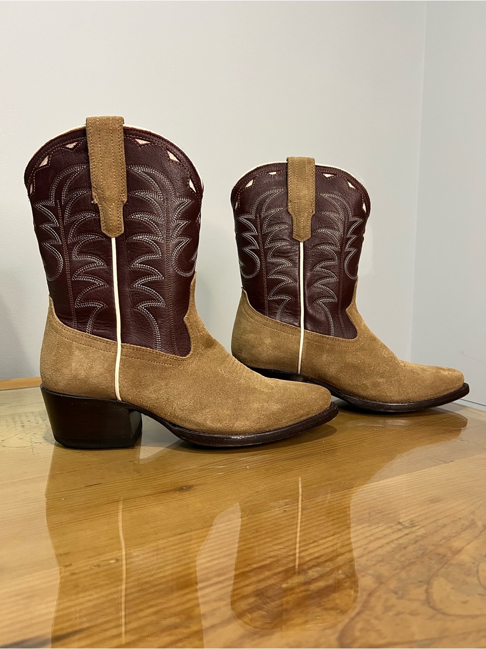 Tecovas Jolene Almond / Wine Two-Tone Suede Western Boots